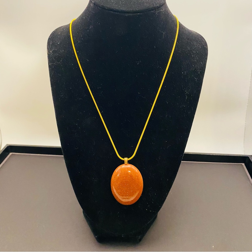 Sandstone Oval Pendant Necklace - gold tone chain